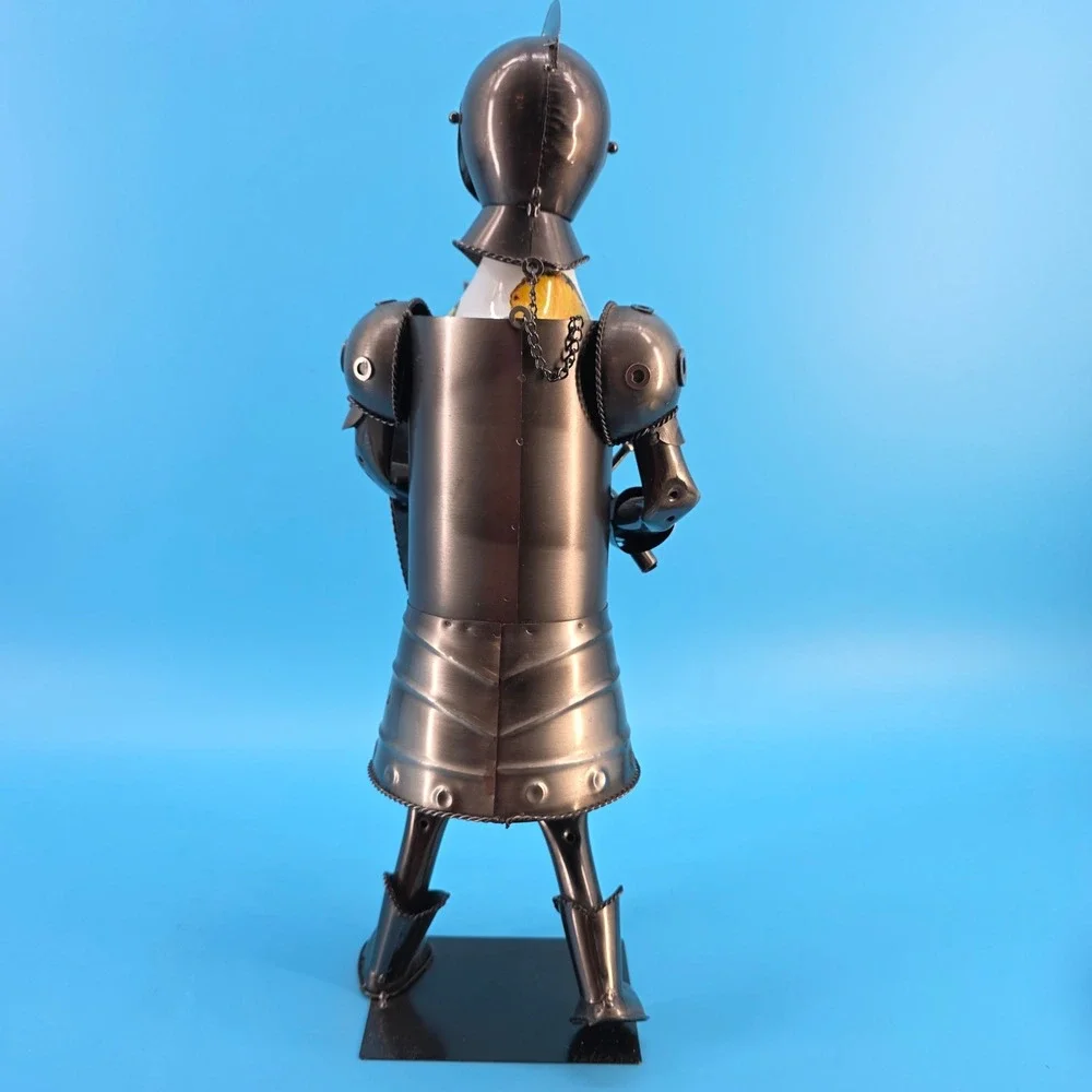 N/A handcrafted metal
